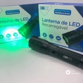 Lanterna Led Verde Para Caça Resistente A Agua 3 niveis de iluminação Lua Tek 410