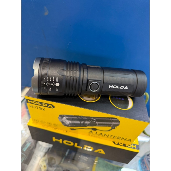 Lanterna tática recarregável de LED de alta potência Holda H3792
