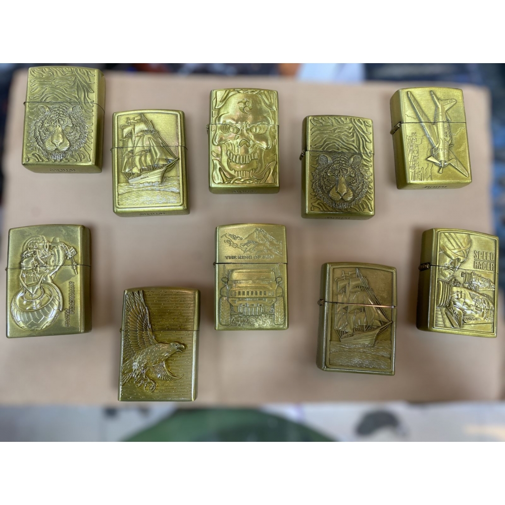 Kit Isqueiro Zippo 10 unidades variadas / Caixinha com 10 desenhos variados -2163